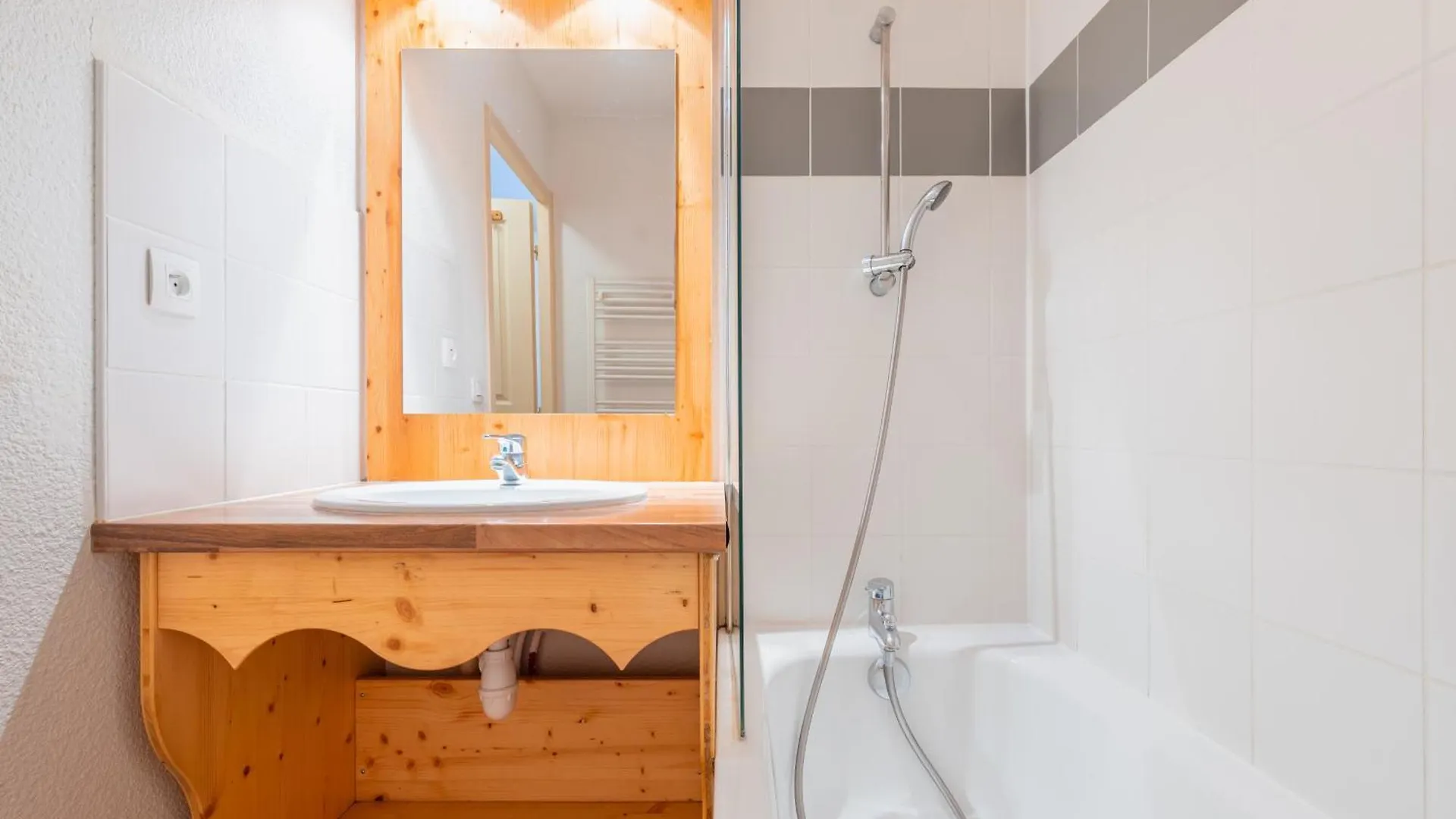 Le Hameau Spa & Piscine Appartement 3 Pieces 6Pers By Alpvision Residences Orelle France