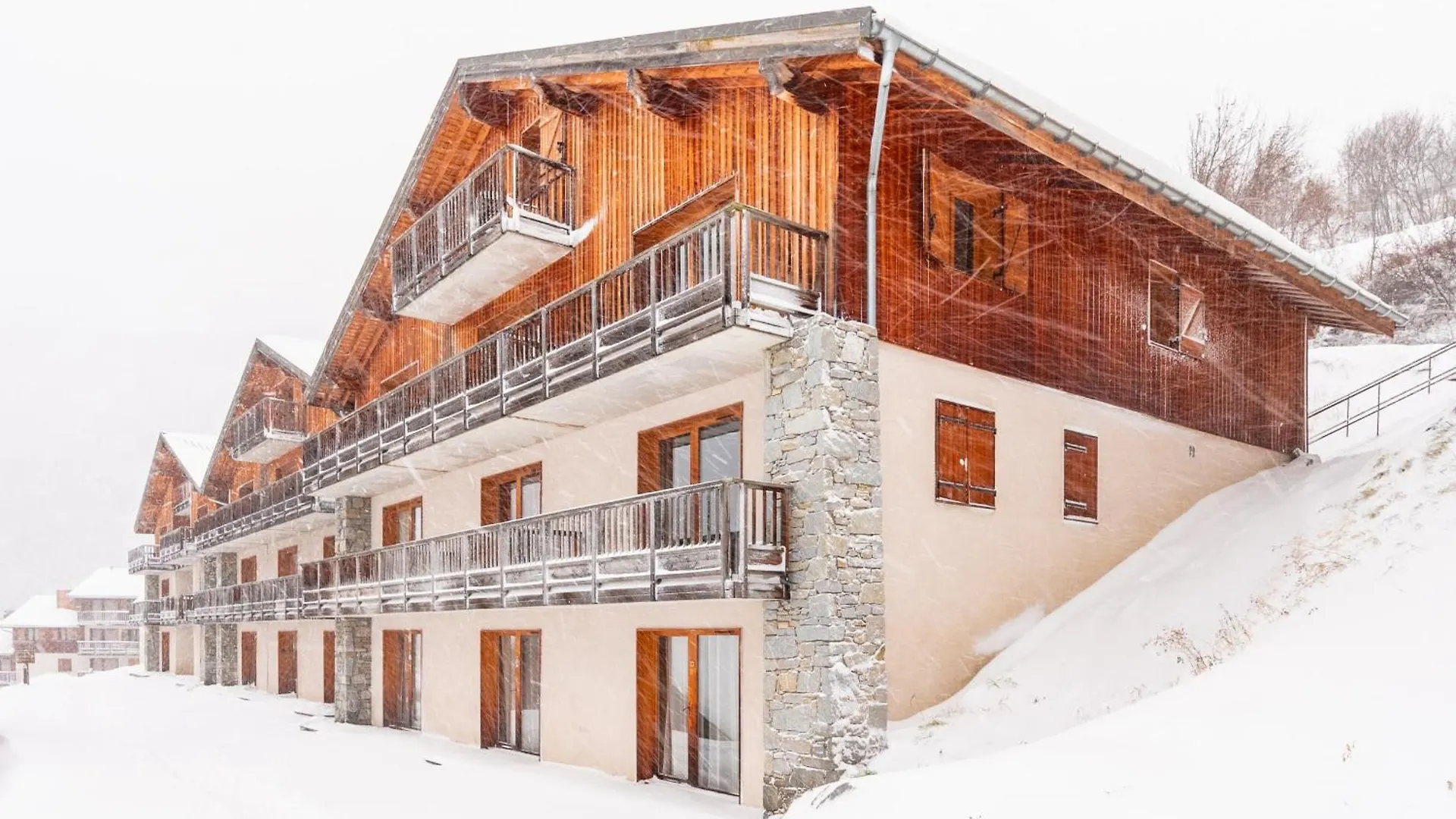 Le Hameau Spa & Piscine Appartement 3 Pieces 6Pers By Alpvision Residences Orelle Apartment