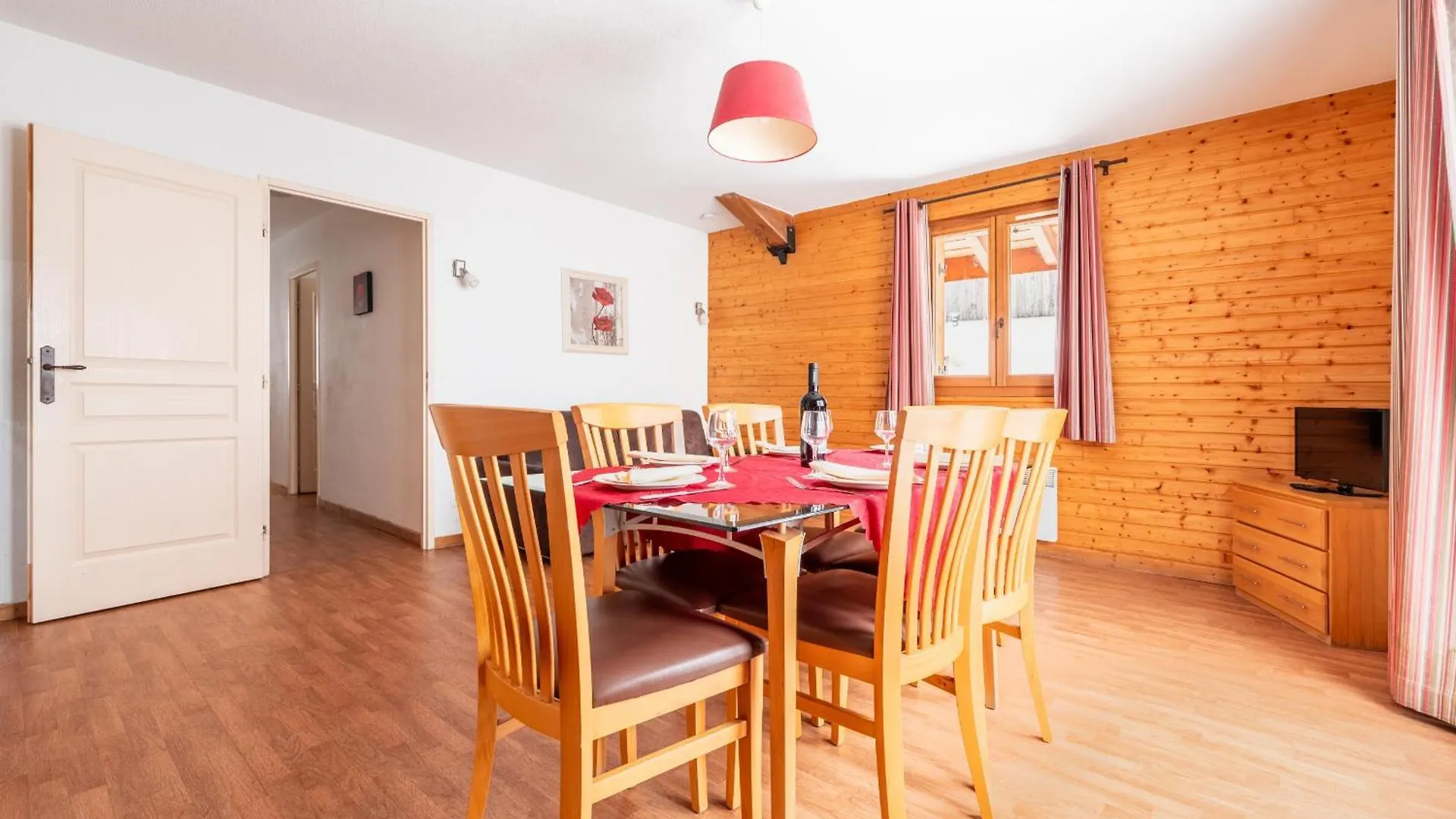 Le Hameau Spa & Piscine Appartement 3 Pieces 6Pers By Alpvision Residences Orelle 0*,